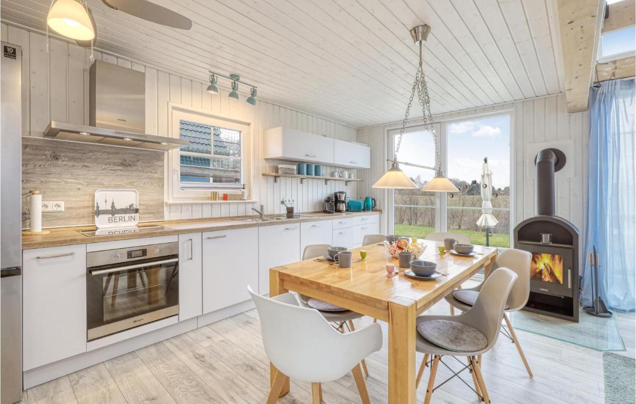 2 Bedroom Beautiful Home In Zerpenschleuse Exterior photo